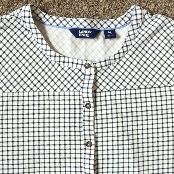 Lands' End Women's Size Medium (10-12) Button Down Casual Top - Picture 3 of 9